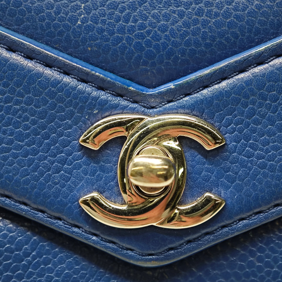 Chanel Mini Caviar Chevron Data Center Envelope à rabat