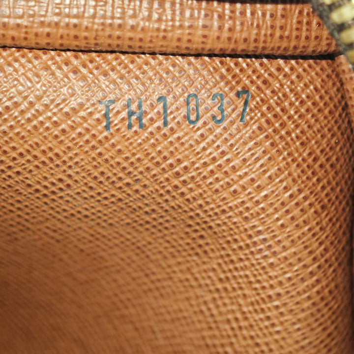 Louis Vuitton Monogram Porte Documents Voyage