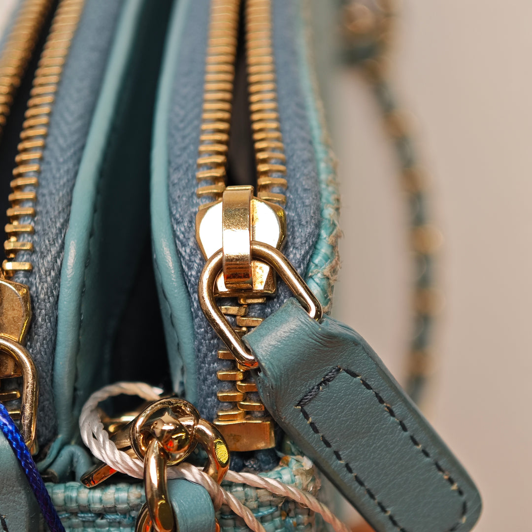 Chanel Raffia Deauville Double Zip Pochette avec chaîne
