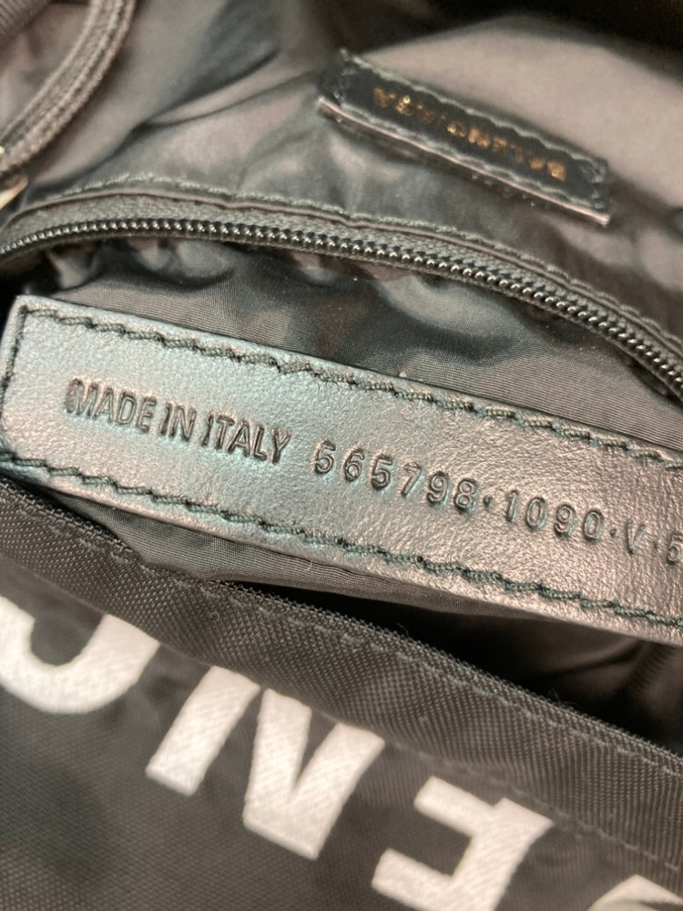 Balenciaga Nylon Wheel Sac à dos
