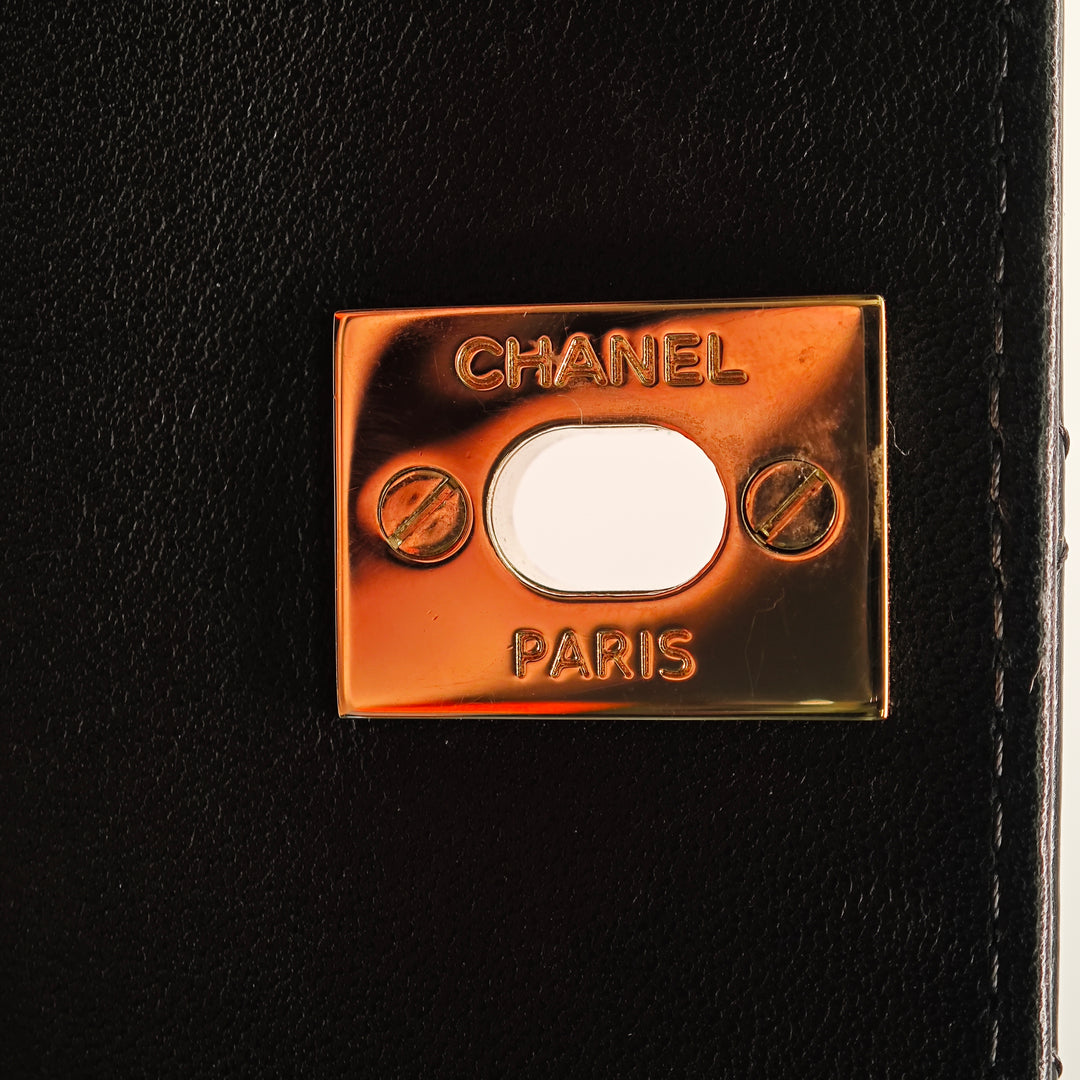 Chanel Micro CC Matelassé brillant Cuir de veau Simple rabat