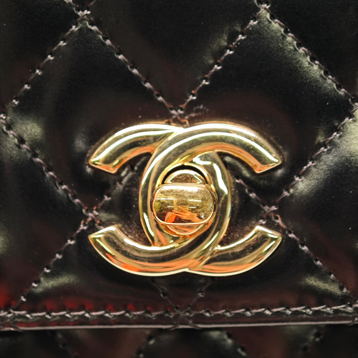 Chanel Micro CC Matelassé brillant Cuir de veau Simple rabat