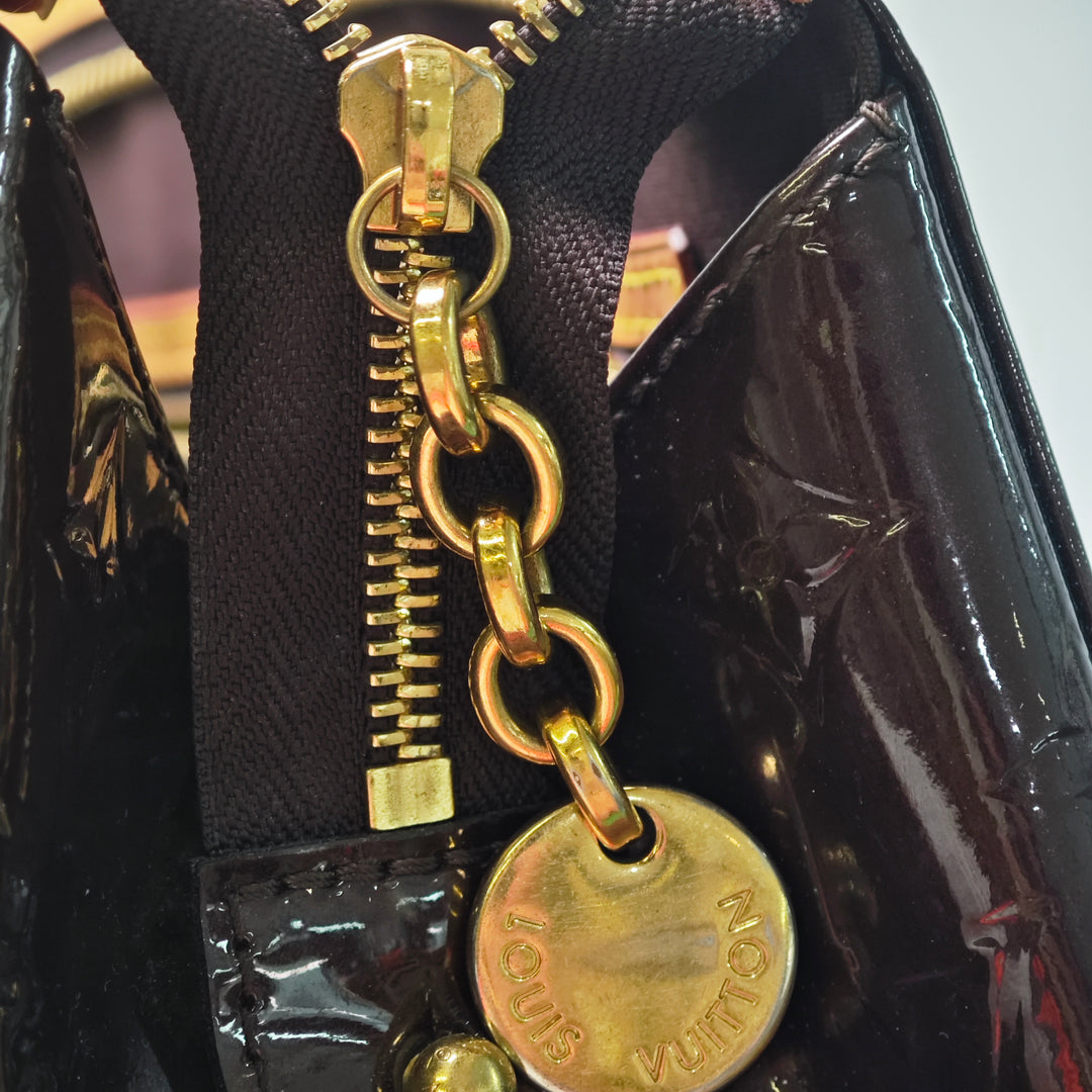 Louis Vuitton Monogram Vernis Brea MM