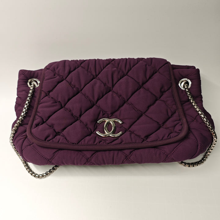 Chanel Nylon Bubble Quilt Accordion Chain à rabat