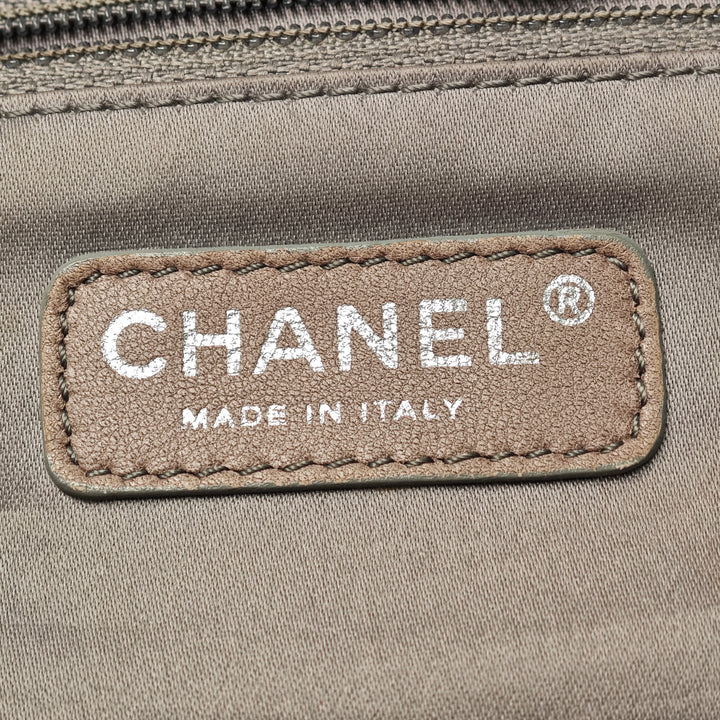 Chanel Nylon Bubble Quilt Accordion Chain à rabat