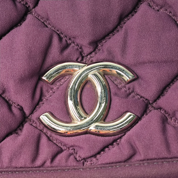 Chanel Nylon Bubble Quilt Accordion Chain à rabat