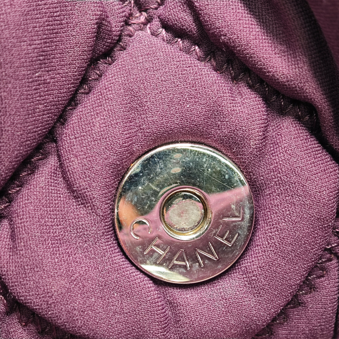Chanel Nylon Bubble Quilt Accordion Chain à rabat
