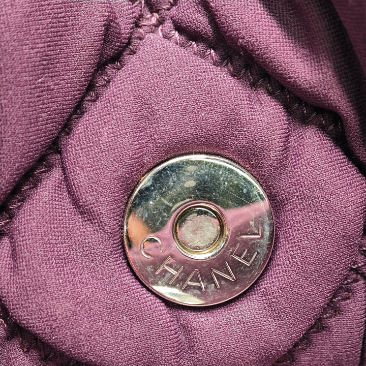 Chanel Nylon Bubble Quilt Accordion Chain à rabat