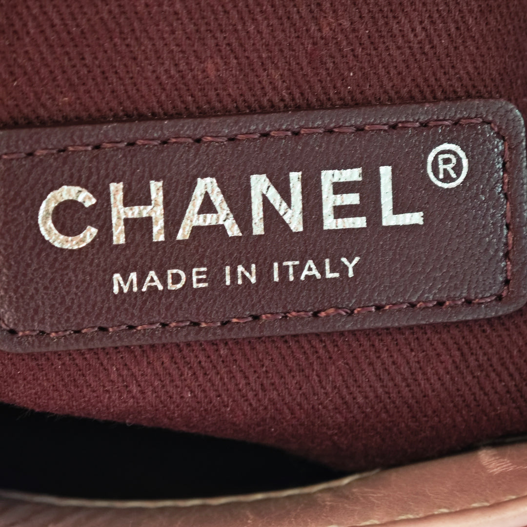 Chanel Mini Matelassé Metallic Cuir de veau Coco Pleats Chain à rabat
