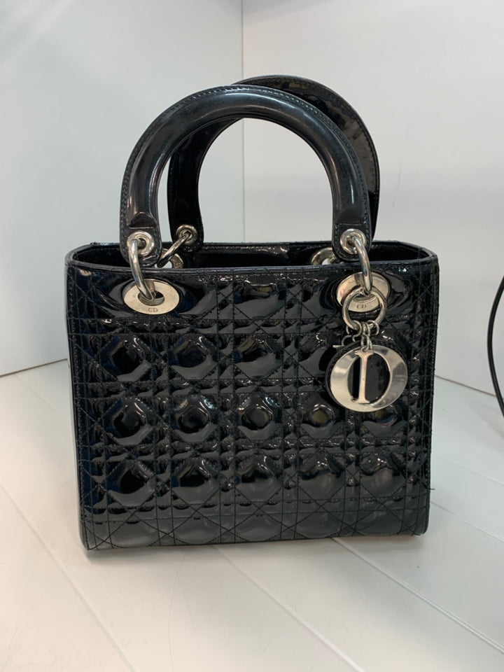 Dior Medium Cuir verni Cannage Lady Dior