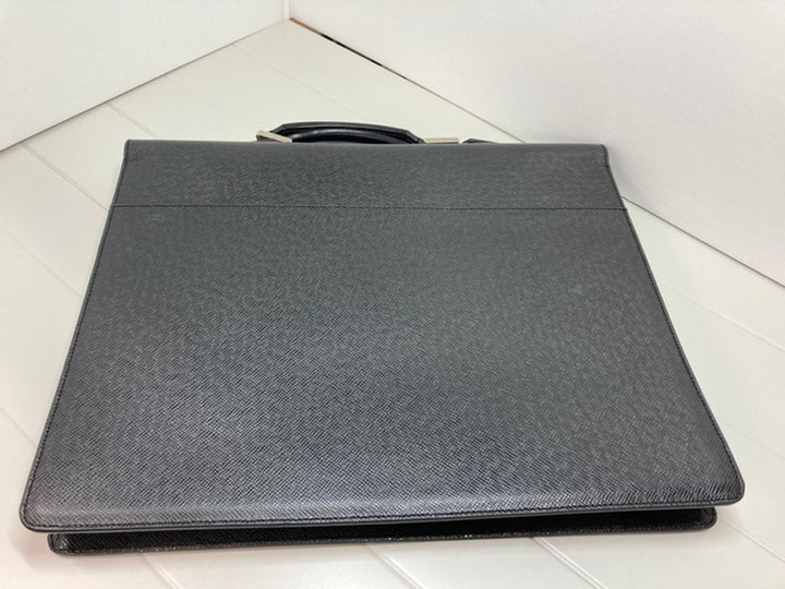 Louis Vuitton Taiga Moskova Porte-documents