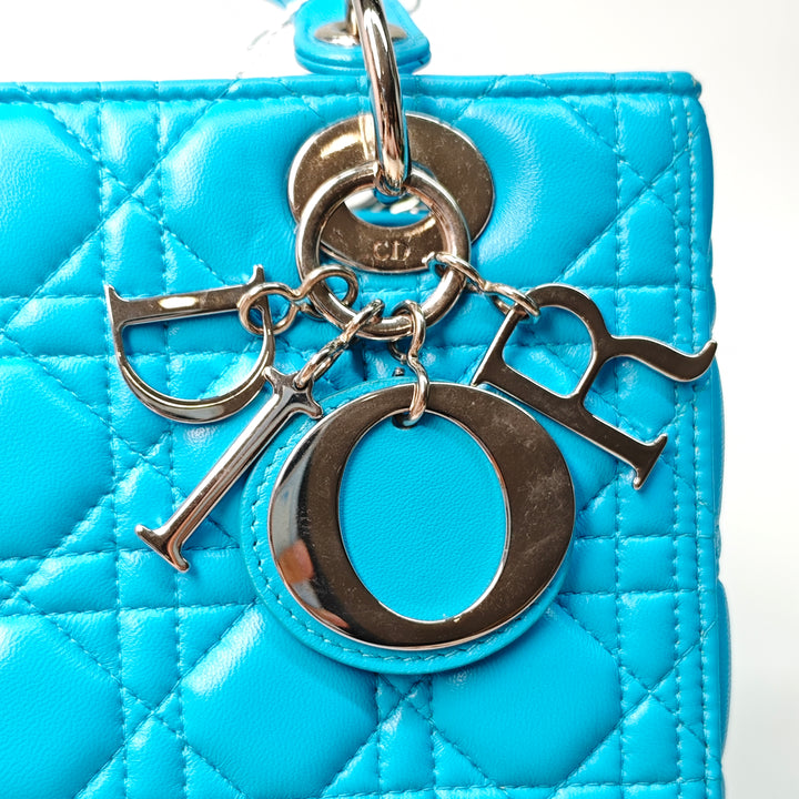 Dior Medium Cuir d’agneau Cannage Lady Dior