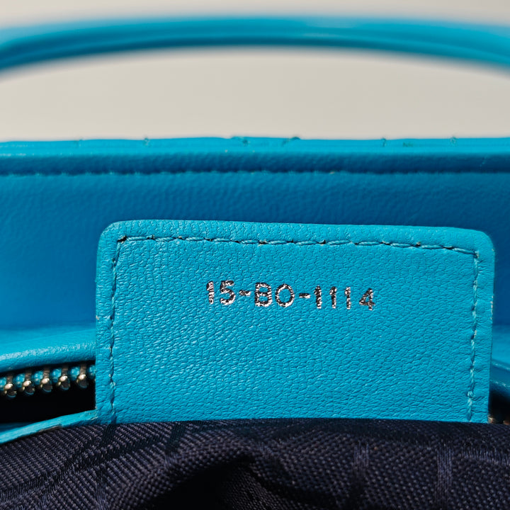Dior Medium Cuir d’agneau Cannage Lady Dior