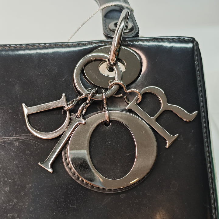 Dior Medium Cuir verni Lady Dior