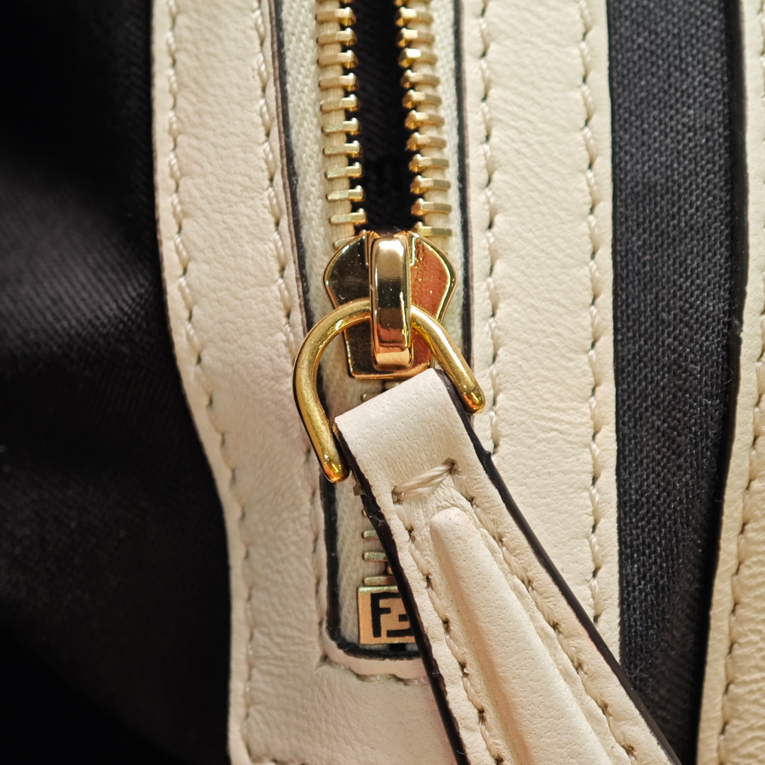 Fendi Bicolor Cuir Chain Midi Baguette