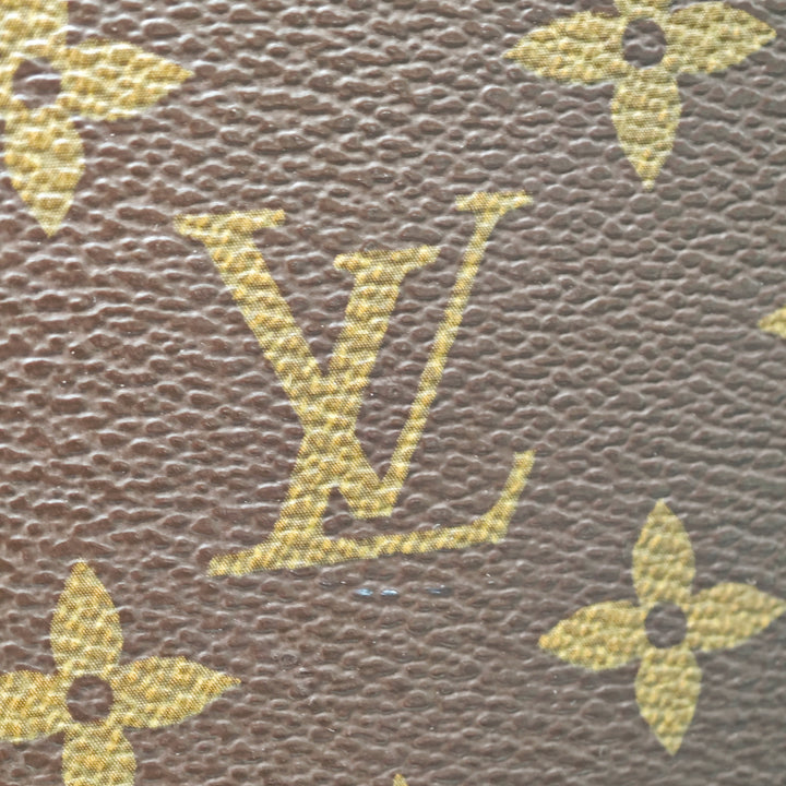 Louis Vuitton Monogram iPad Étui