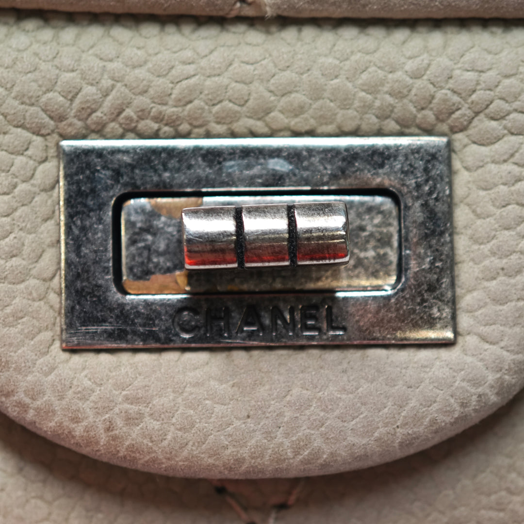 Chanel Matelassé Caviar Reissue 2.55 Double rabat 226