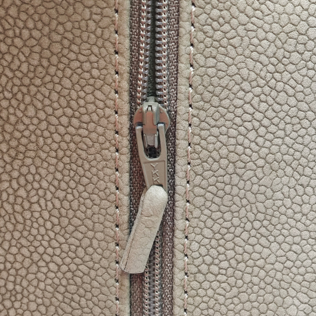 Chanel Matelassé Caviar Reissue 2.55 Double rabat 226