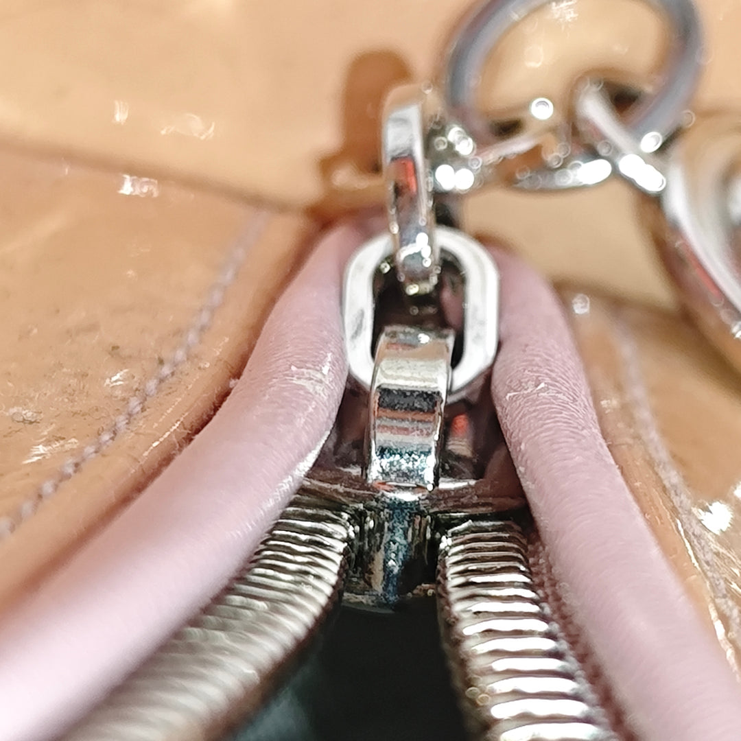 Dior Medium Cuir verni Cannage Lady Dior