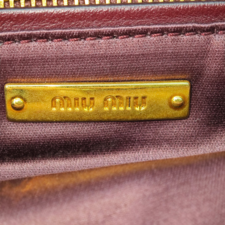 Miu Miu clouté Cuir Zip Pochette