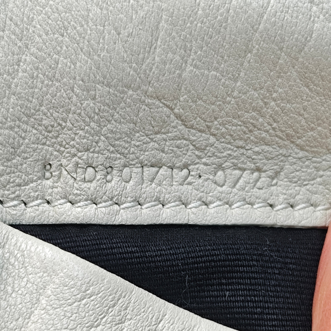 Saint Laurent Mini Grained Cuir d’agneau Calypso Sac bandoulière