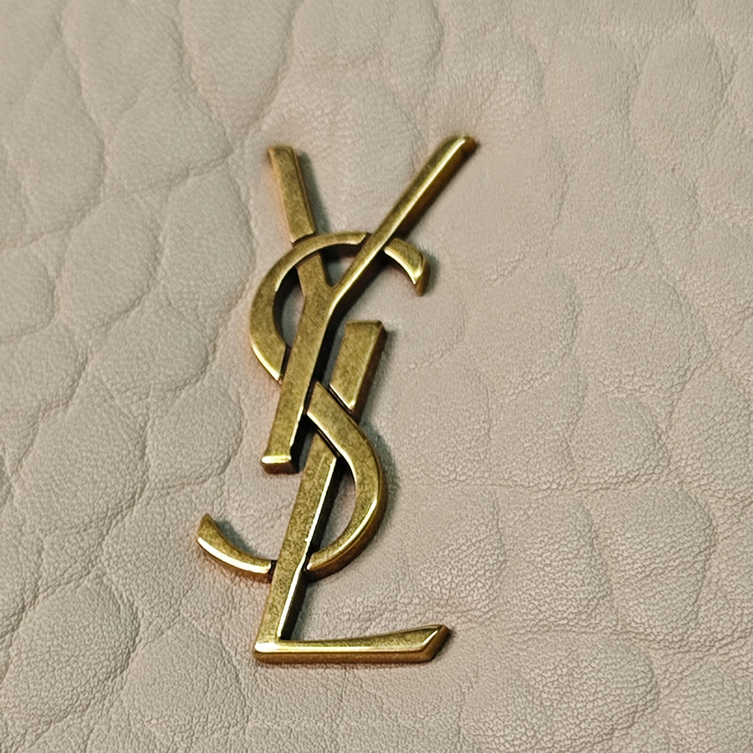 Saint Laurent Mini Grained Cuir d’agneau Calypso Sac bandoulière