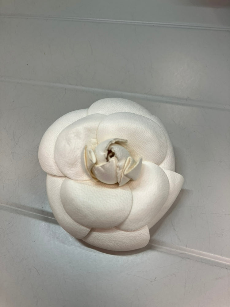 Chanel Cuir Camellia Broche