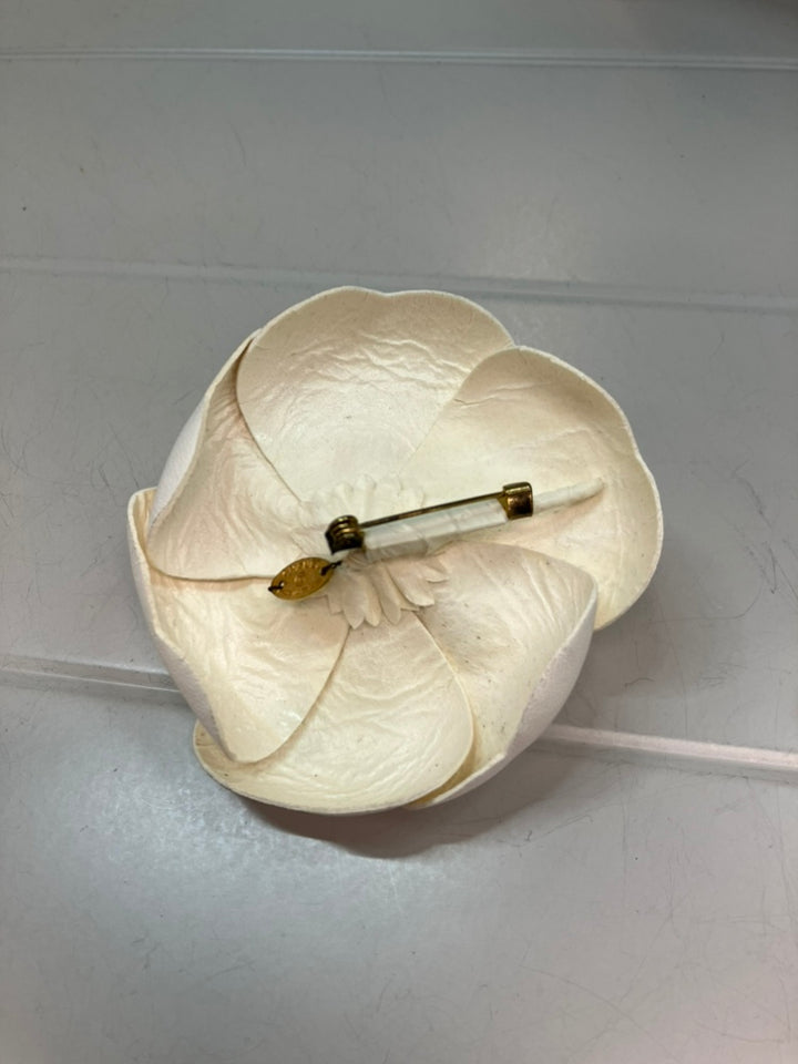 Chanel Cuir Camellia Broche