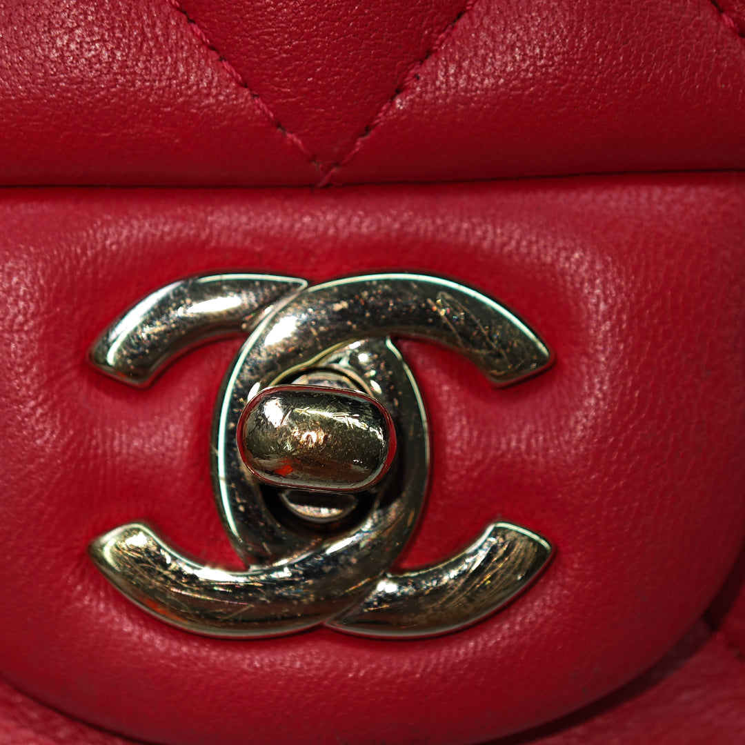 Chanel Mini Square Classic Cuir d’agneau Simple rabat