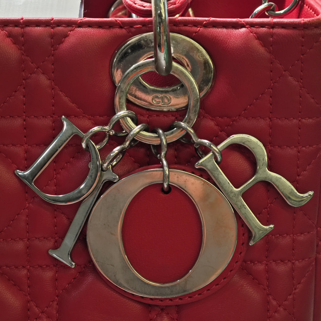 Dior Medium Cuir de veau Cannage Lady Dior