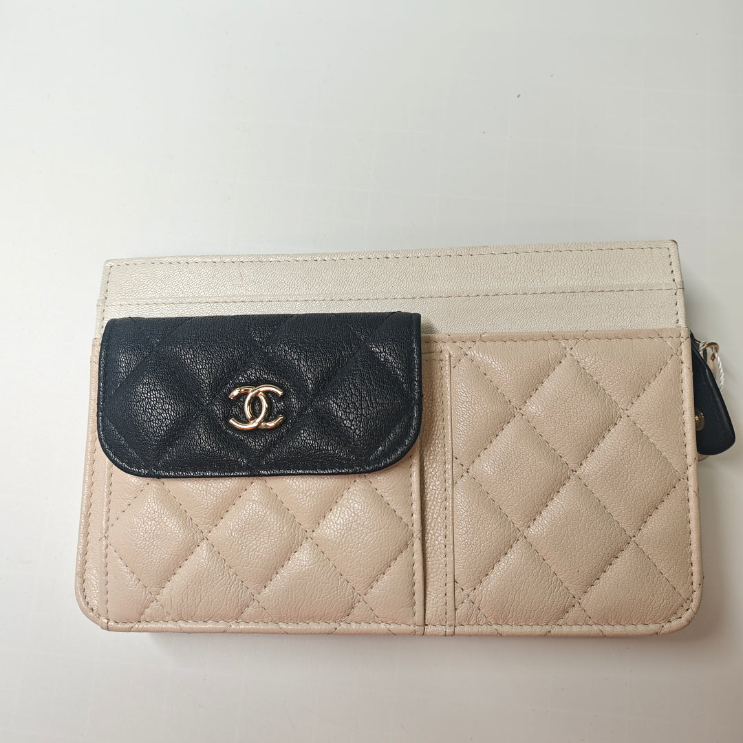 Chanel CC Tricolor Matelassé Cuir de chèvre Multi Pocket Wallet on Chain