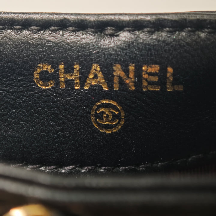 Chanel Cuir d’agneau Tech Me Out Pochette avec chaîne