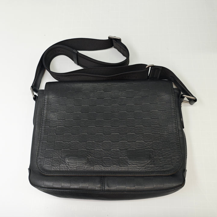 Louis Vuitton Damier Infini District