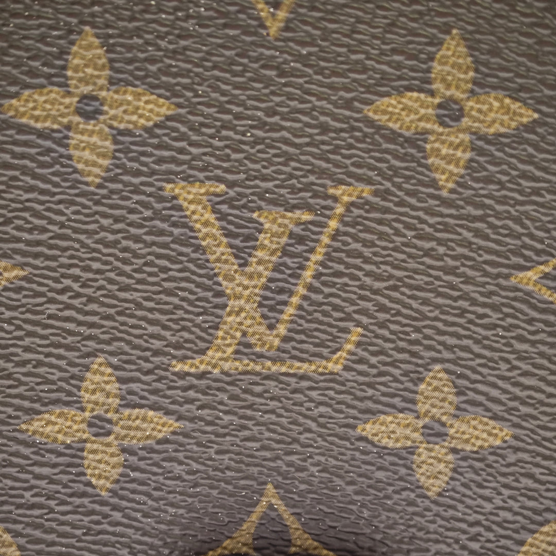 Louis Vuitton Monogram Pochette Metis