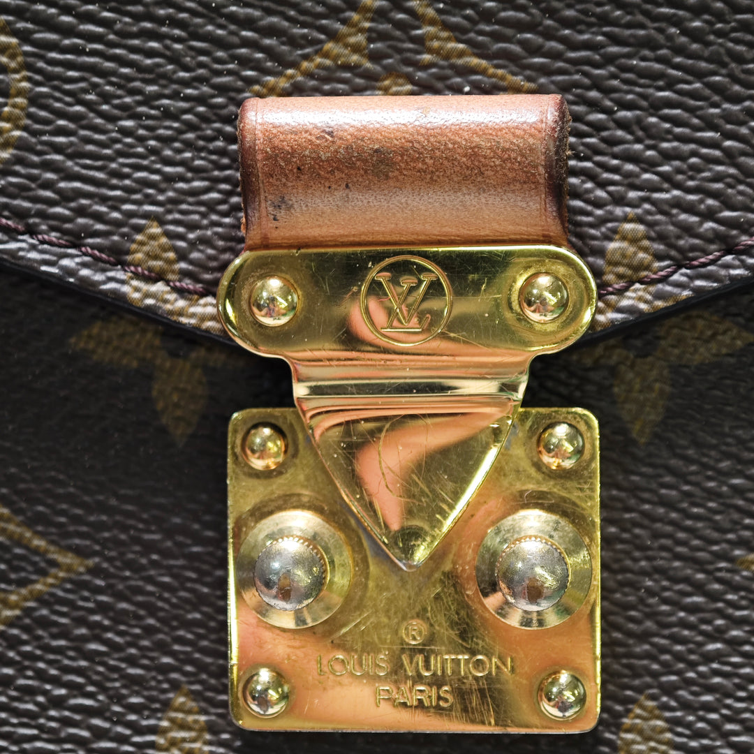 Louis Vuitton Monogram Pochette Metis
