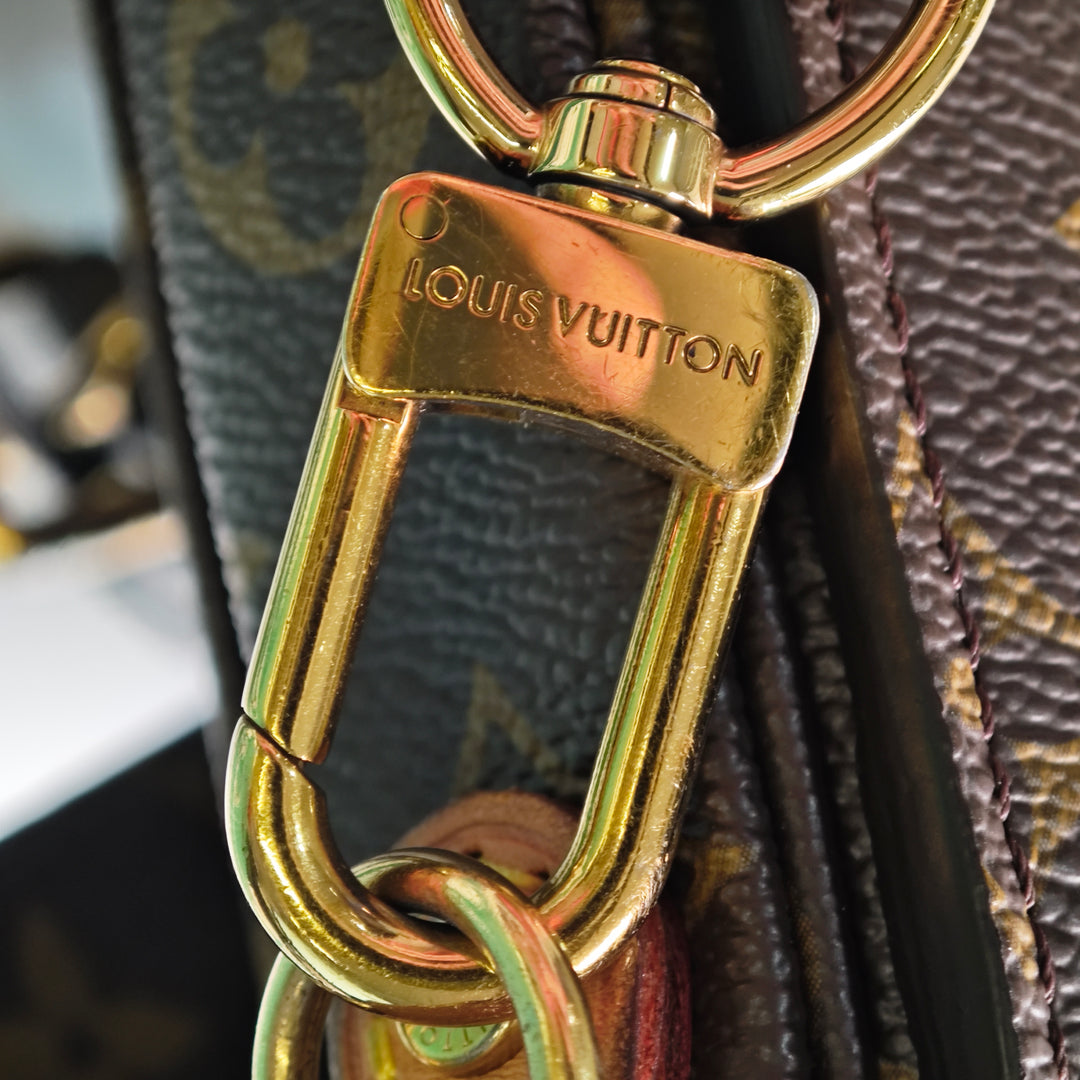 Louis Vuitton Monogram Pochette Metis
