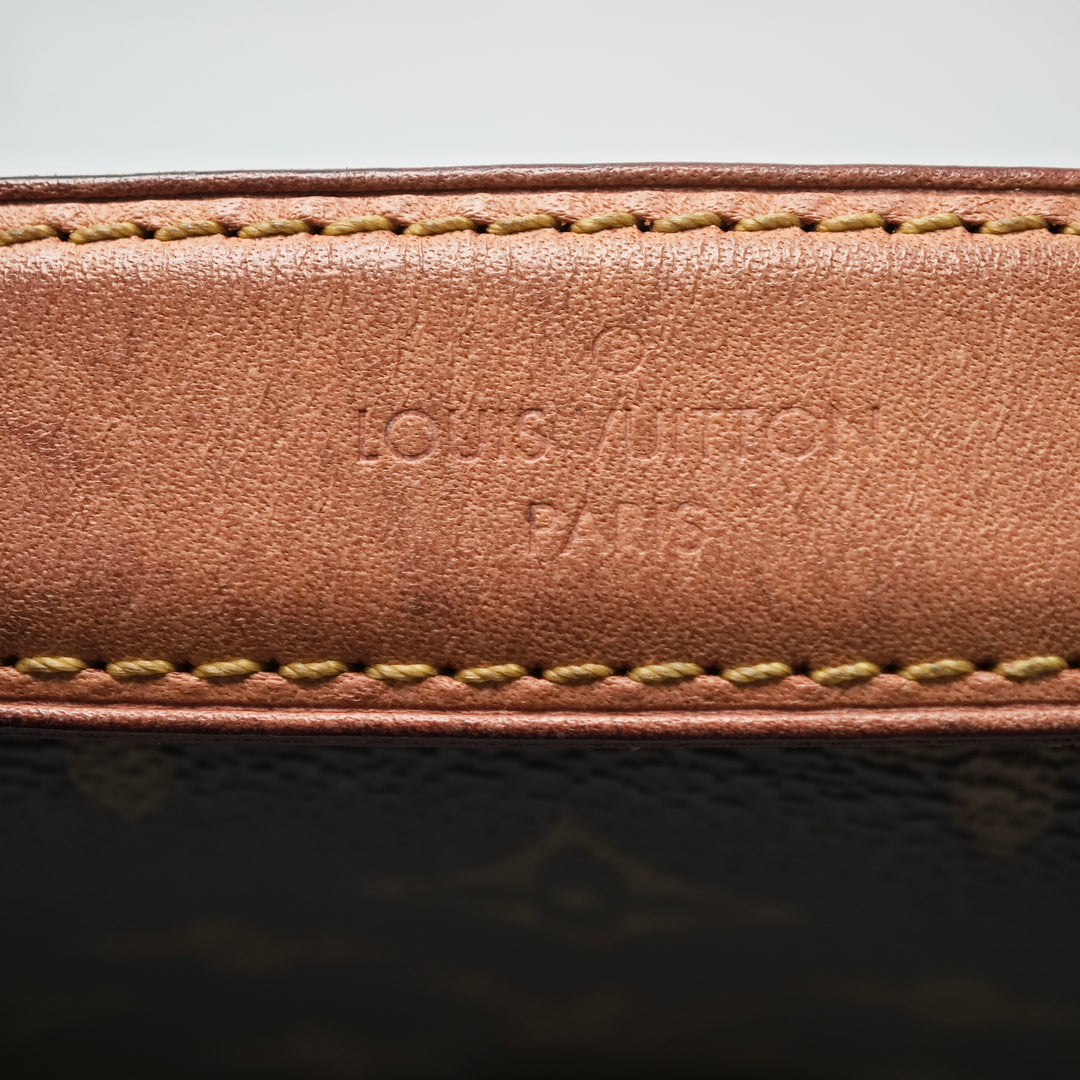 Louis Vuitton Monogram Pochette Metis