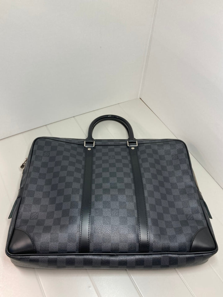 Louis Vuitton Damier Graphite Porte Documents Voyage PM