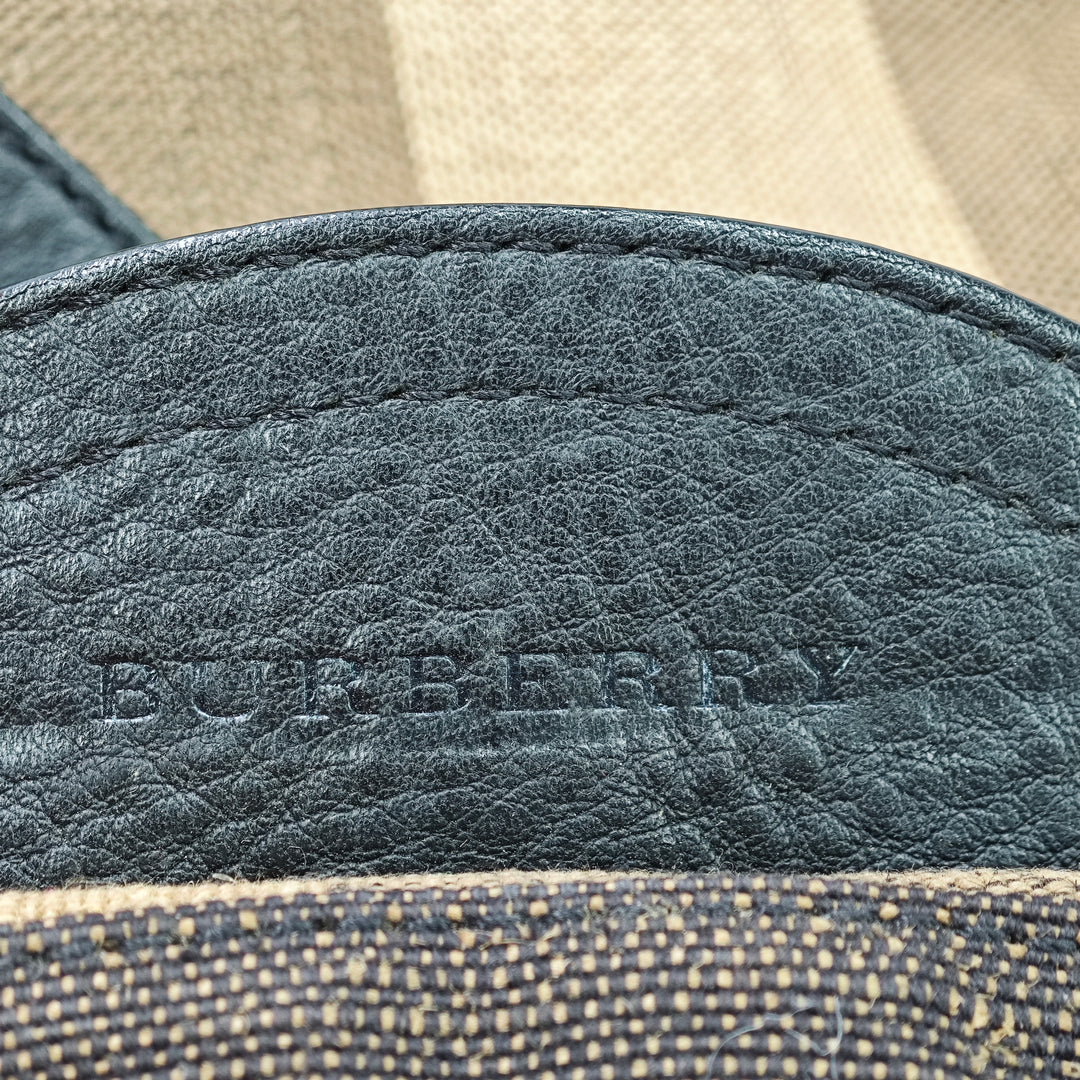Burberry Mega Check Toile Korbin Sac à dos