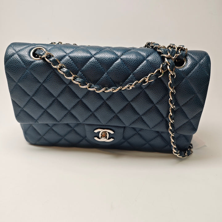 Chanel Medium Classic Caviar Double rabat