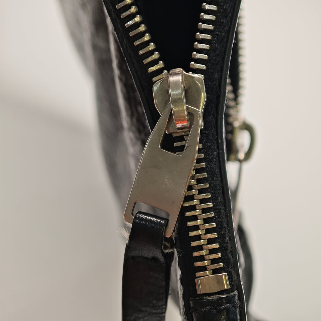 Balenciaga Cuir d’agneau Motocross Classic Clip Pochette M
