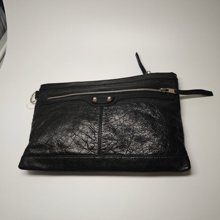 Balenciaga Cuir d’agneau Motocross Classic Clip Pochette M