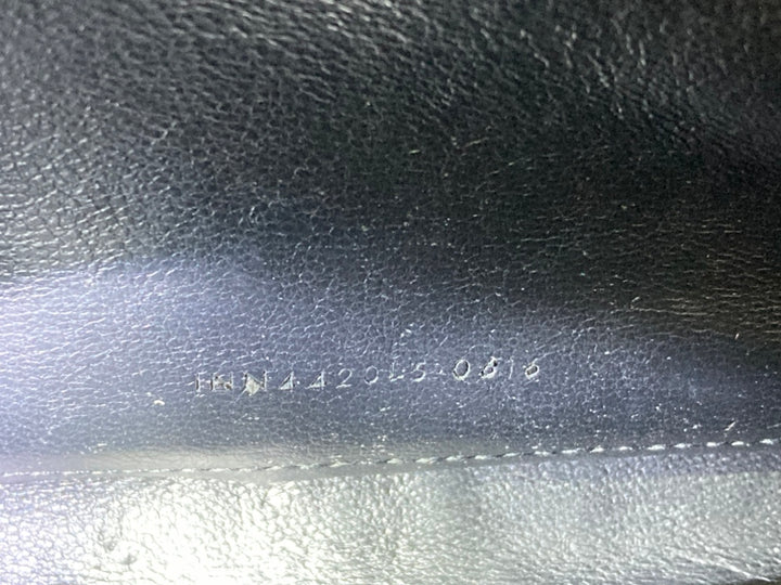 Saint Laurent Cuir de veau Star Applique Classic Monogram Kate Wallet on Chain