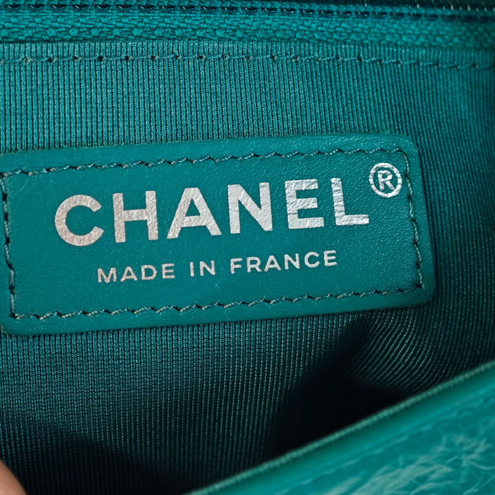 Chanel Small Matelassé Crumpled Cuir de veau Bi Vintage Rabat intégral