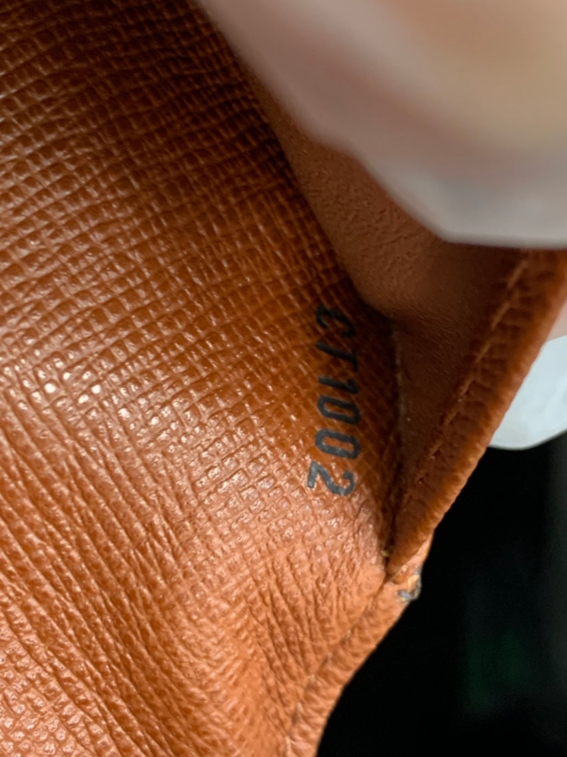 Louis Vuitton Monogram Brazza Portefeuille