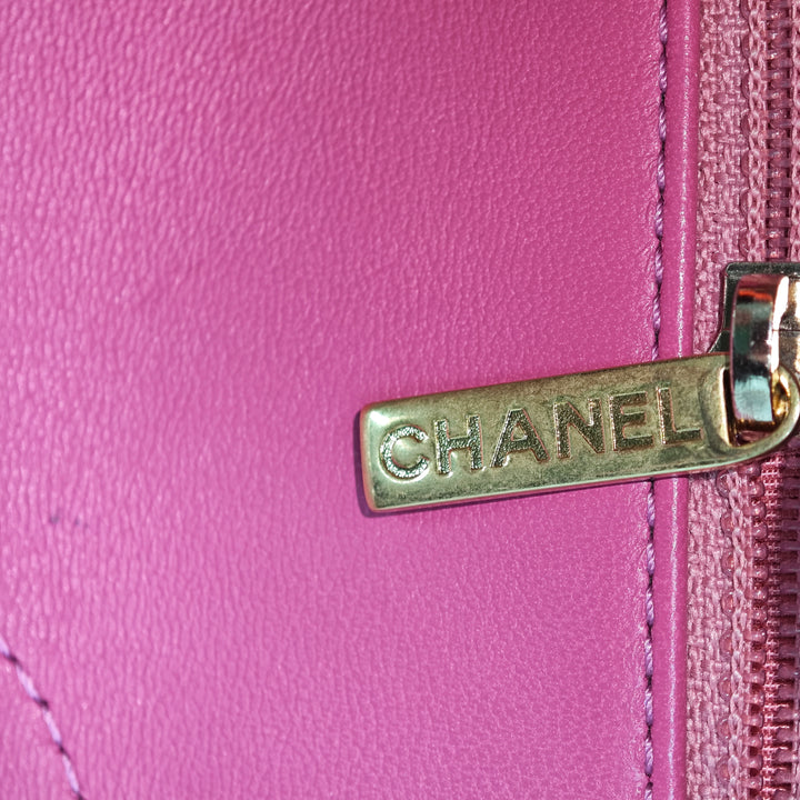 Chanel Matelassé froissé Cuir verni Pagoda Accordion à rabat