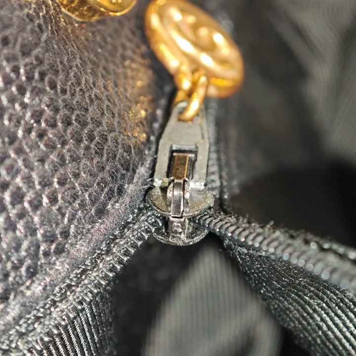 Chanel CC Caviar Front Pocket Sac bandoulière