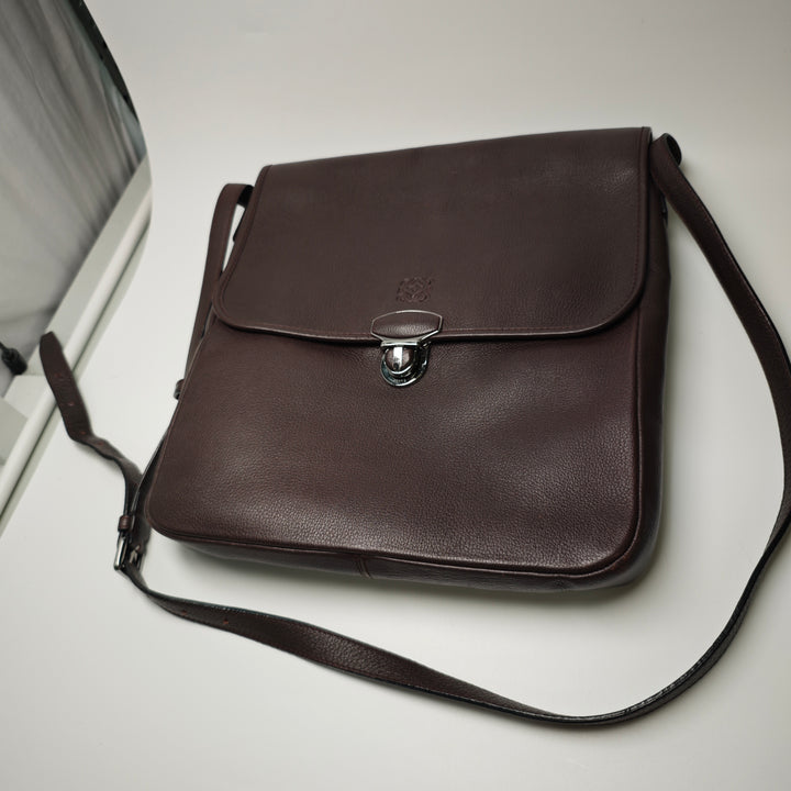 LOEWE Cuir Anagram à rabat Sac porté croisé