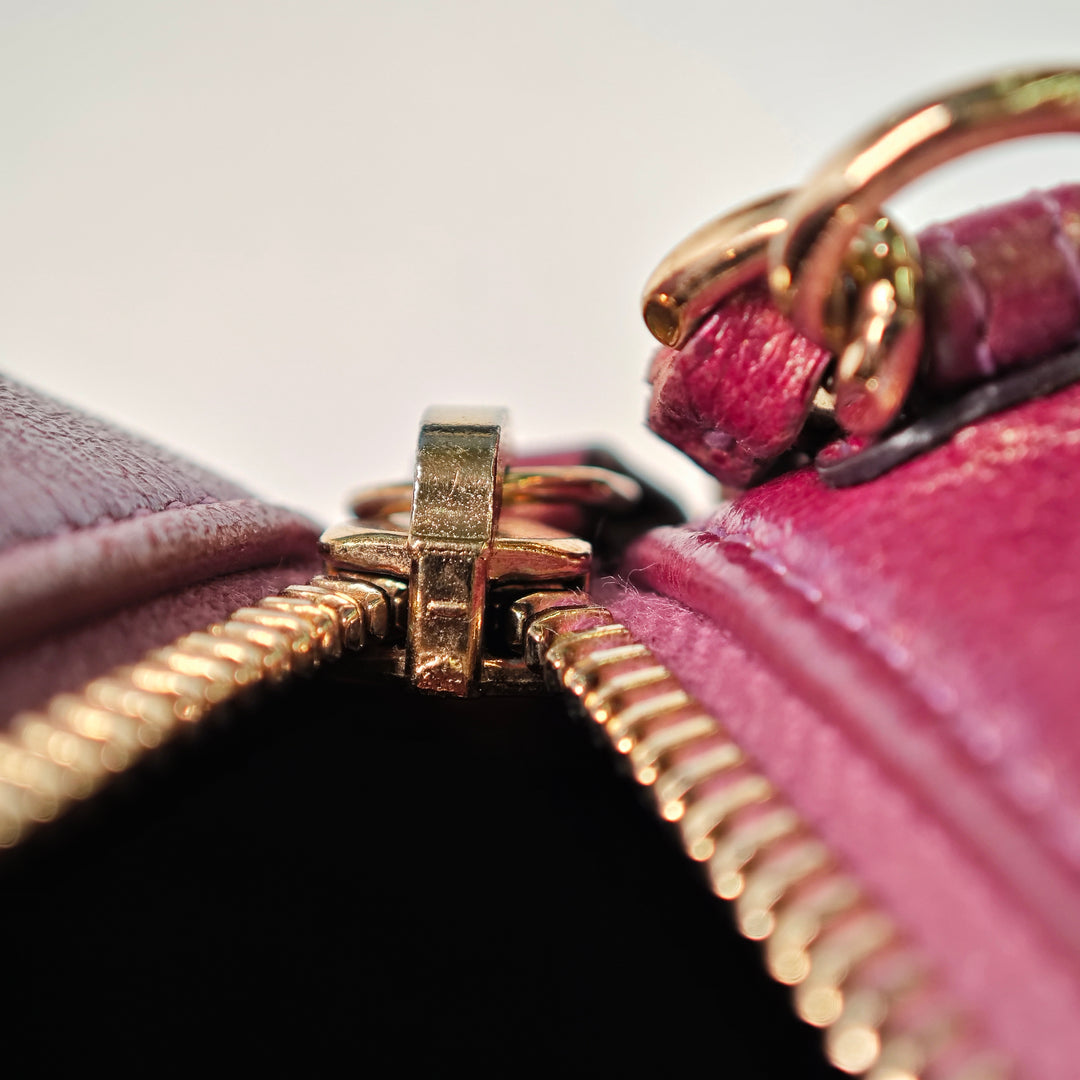 Chanel Matelassé Iridescent Cuir d’agneau Rond Pochette avec chaîne