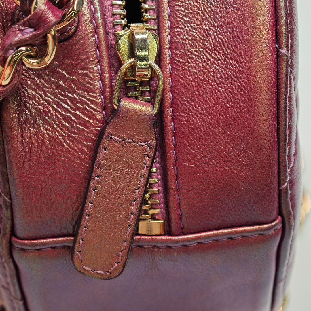 Chanel Matelassé Iridescent Cuir d’agneau Rond Pochette avec chaîne